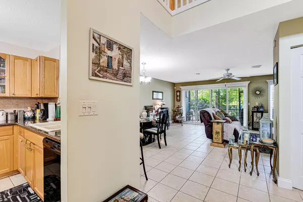 Jupiter, FL 33477,113 Ocean Dunes CIR 113