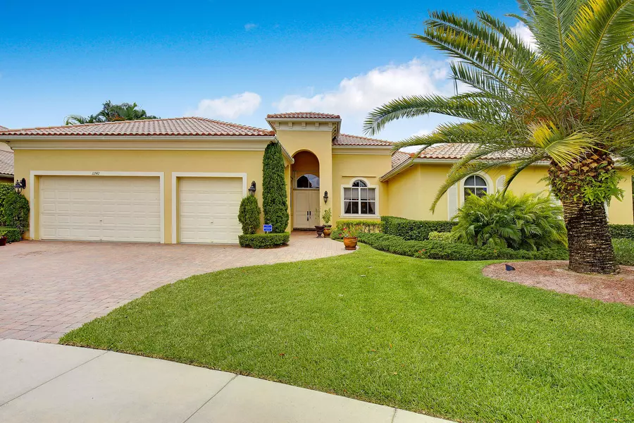 11742 Sunrise View LN, Wellington, FL 33449