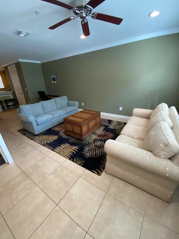 West Palm Beach, FL 33401,770 Millbrae CT 7