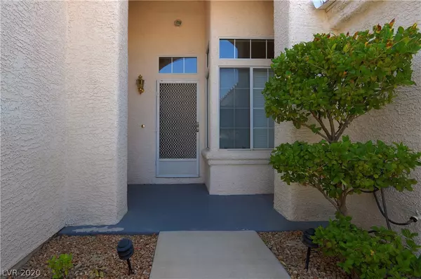 Las Vegas, NV 89134,9249 Spruce Mountain Way