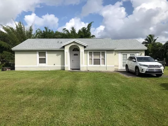 11191 N 62nd LN, West Palm Beach, FL 33412