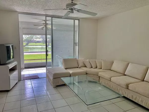 Boca Raton, FL 33496,9070 Tracy CT 4