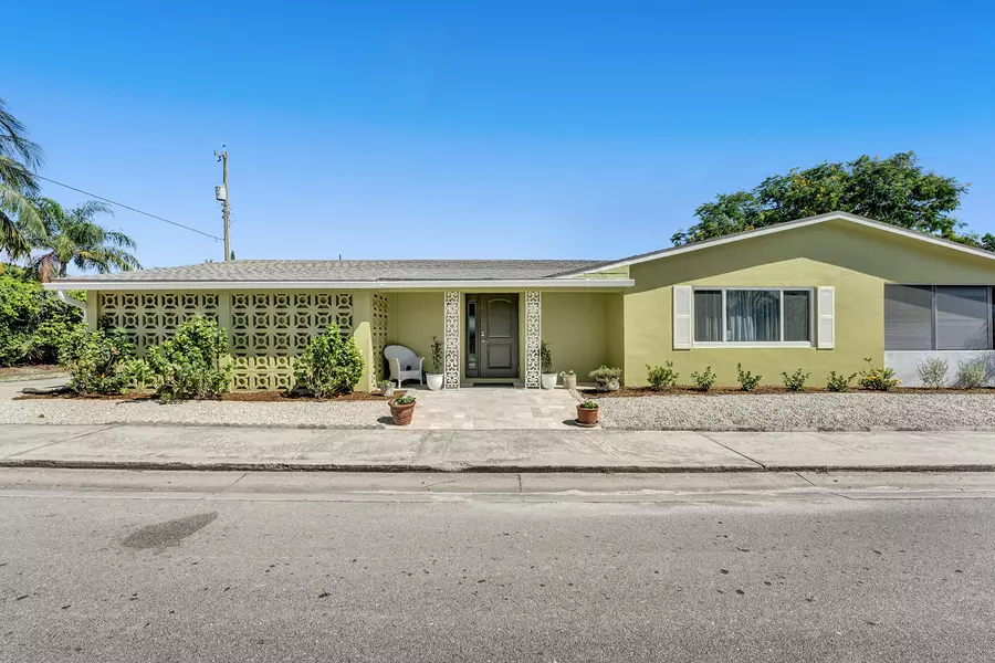 1601 N Ocean Breeze, Lake Worth Beach, FL 33460