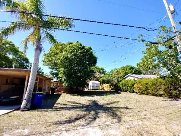 Fort Pierce, FL 34950,1714 Miami CT