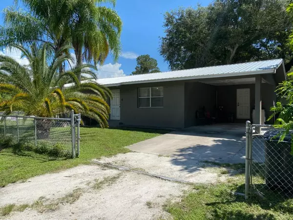 Okeechobee, FL 34974,3238 SW 18th ST