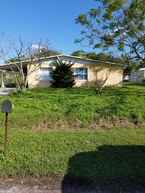 3720 Saint Benedicts RD, Fort Pierce, FL 34982