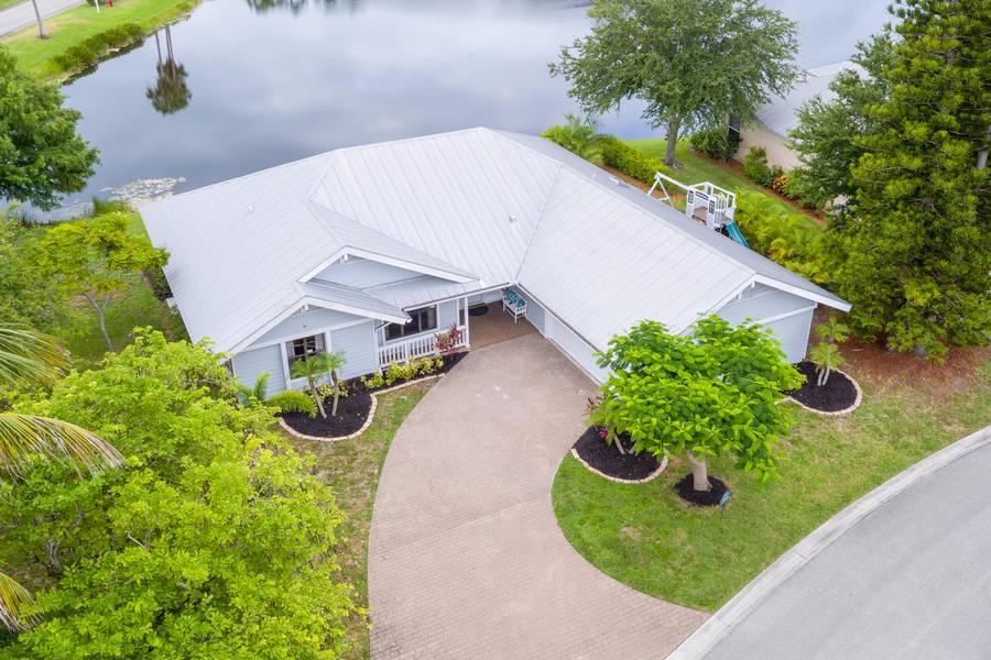 10581 SE Jupiter Narrows DR, Hobe Sound, FL 33455