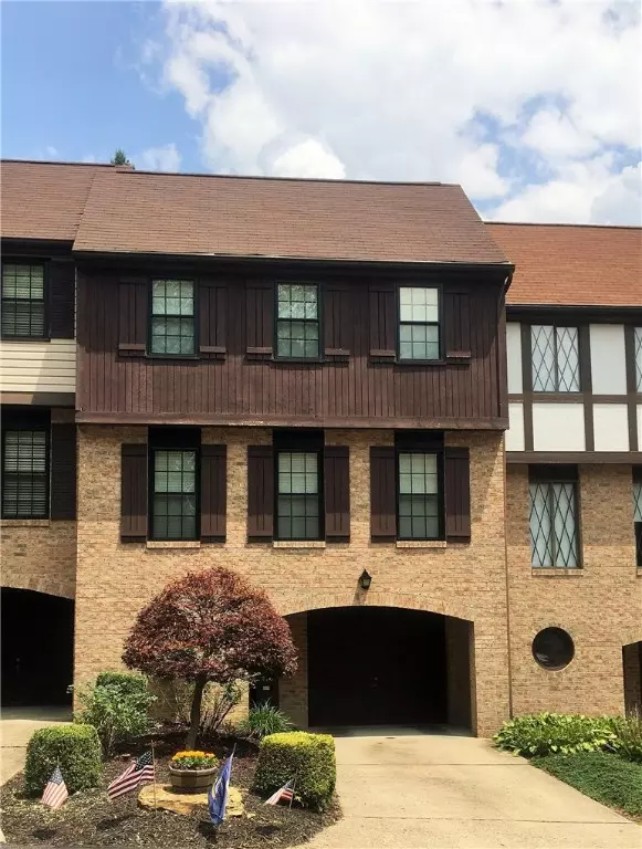 Bethel Park, PA 15102,603 SONNYBROOK COURT