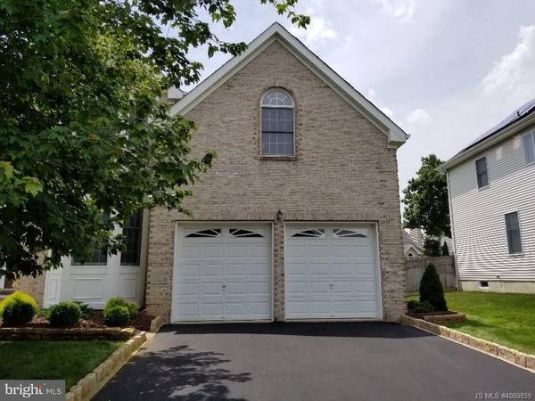 Tuckerton, NJ 08087,29 VICARI WAY