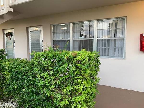 435 Windsor S, West Palm Beach, FL 33417