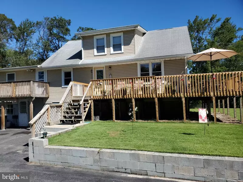 61 E POINT RD, Heislerville, NJ 08324