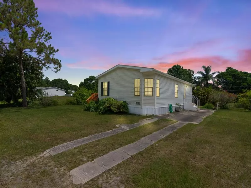 7820 128th ST, Sebastian, FL 32958