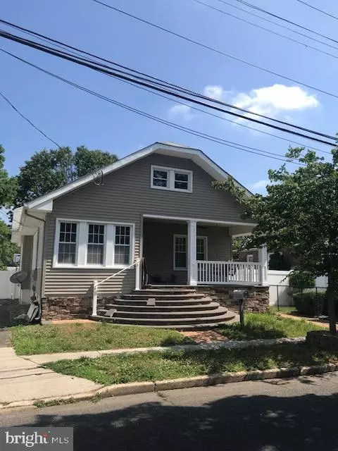Vineland, NJ 08360,924 NEW PEAR ST