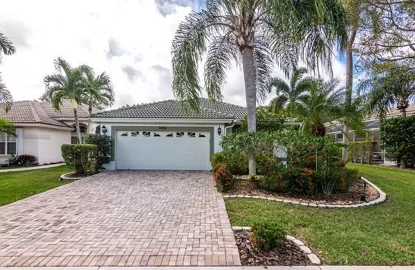 Greenacres, FL 33413,2801 Waters Edge CIR