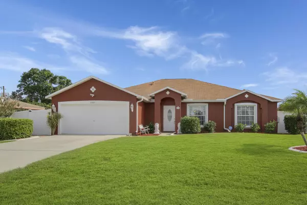 2621 SW Cameo BLVD, Port Saint Lucie, FL 34953