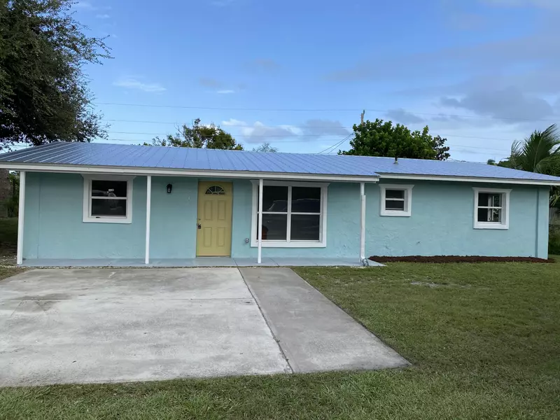 2731 NE Savannah RD, Jensen Beach, FL 34957