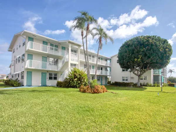 Boynton Beach, FL 33435,370 E Horizons 209