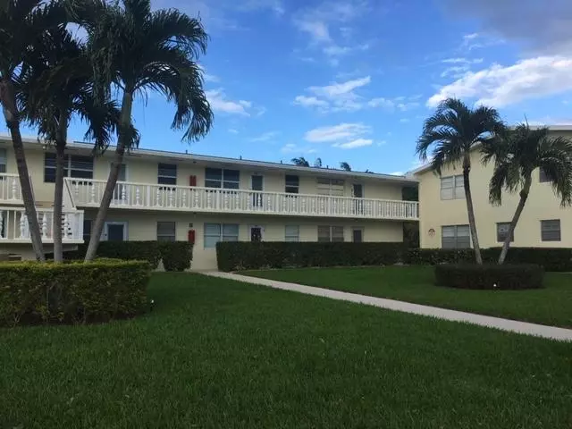 185 Sheffield H, West Palm Beach, FL 33417