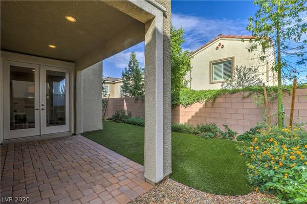 Las Vegas, NV 89148,5846 Amber Mesa Street