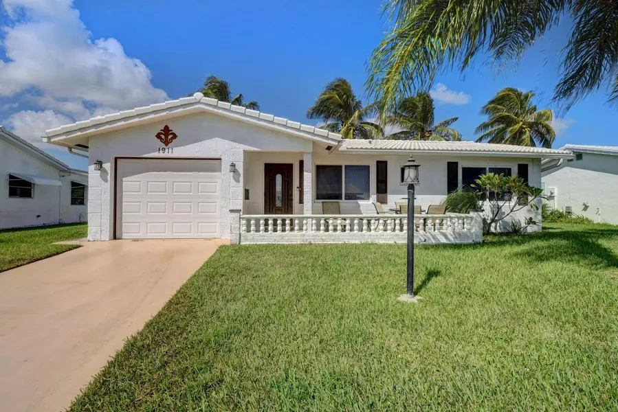 1911 SW 16th AVE, Boynton Beach, FL 33426