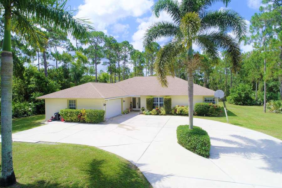 13518 N 150th CT, Jupiter, FL 33478