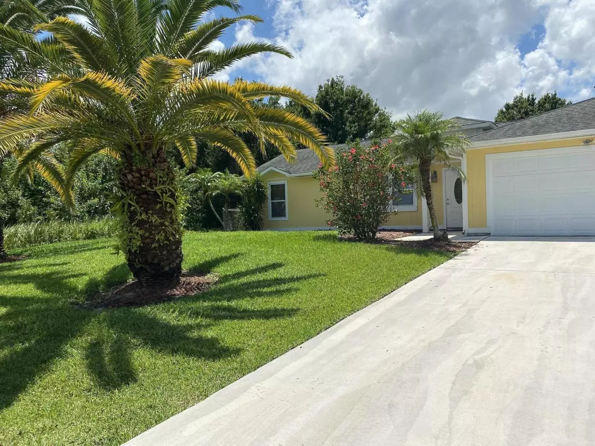 Port Saint Lucie, FL 34953,2292 SW Mount Vernon ST