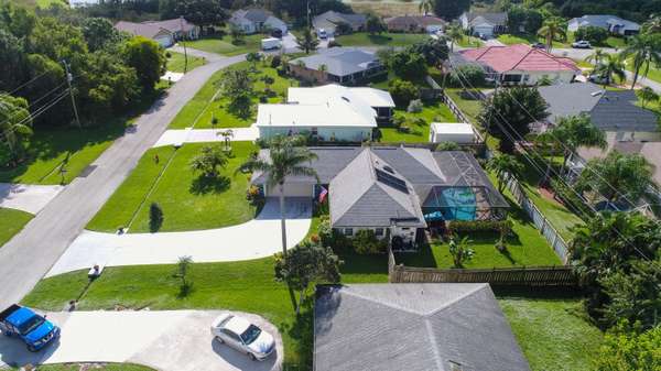 6913 NW Dorothy ST, Port Saint Lucie, FL 34983