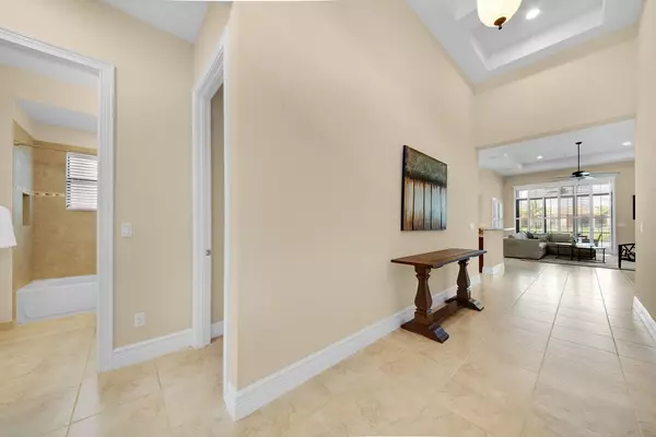 Delray Beach, FL 33446,9338 Eden Roc CT