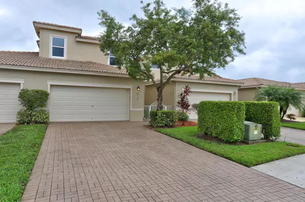 West Palm Beach, FL 33411,8564 Lineyard Cay