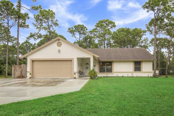 13927 N 73rd ST, West Palm Beach, FL 33412