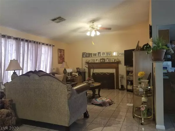 Las Vegas, NV 89156,1824 Henson Lane