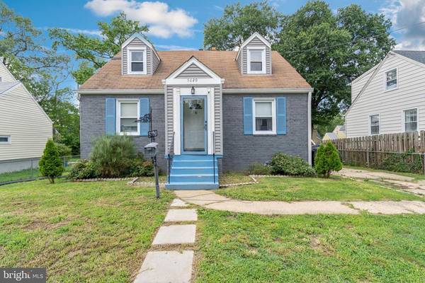 5820 33RD AVE, Hyattsville, MD 20782