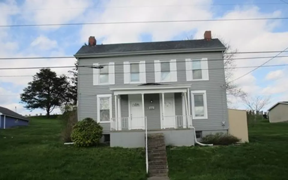 2787 Main St, Beallsville, PA 15313