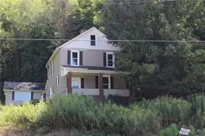 3008 Leesburg Rd, Volant, PA 16156