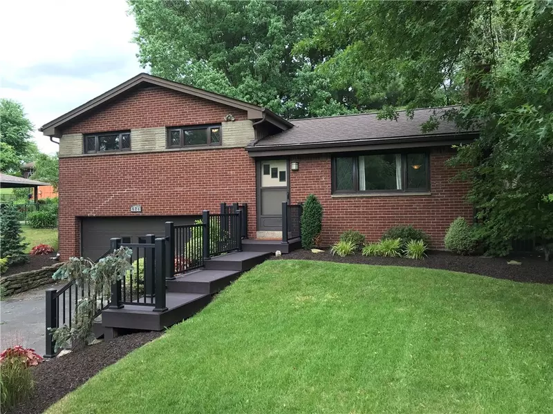 624 Fort Couch Rd, Pittsburgh, PA 15241