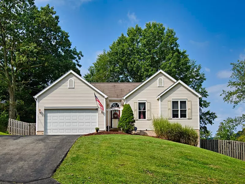 3166 Oak St, Murrysville, PA 15668