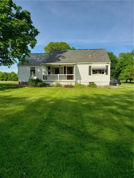 1602 Mercer Rd, Fredonia, PA 16124