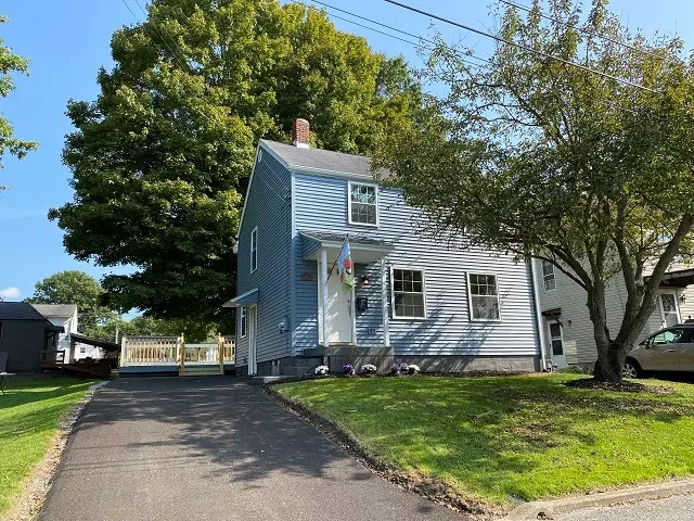 1813 Hall Ave, Sharpsville, PA 16150