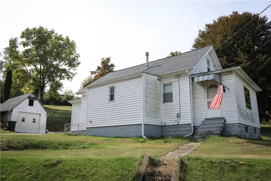 2632 7th Street Rd, Lower Burrell, PA 15068