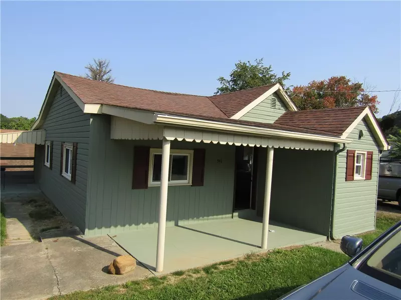 541 Oates, New Kensington, PA 15068