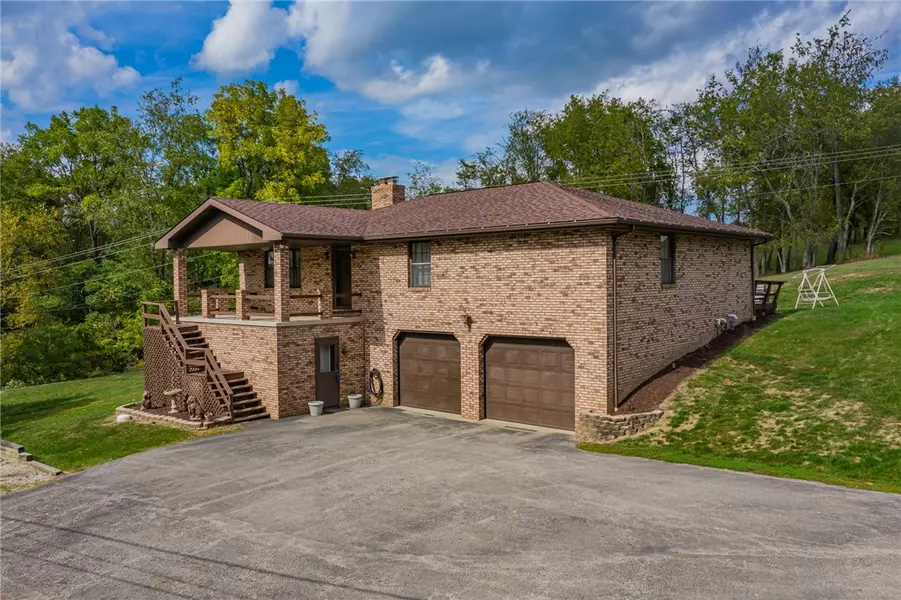 281 Boone Rd, Washington, PA 15301