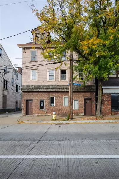 709 East St, Pittsburgh, PA 15212