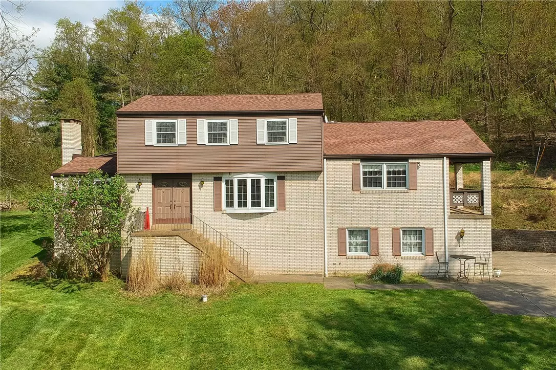 Baden, PA 15005,122 Grove Hill Road