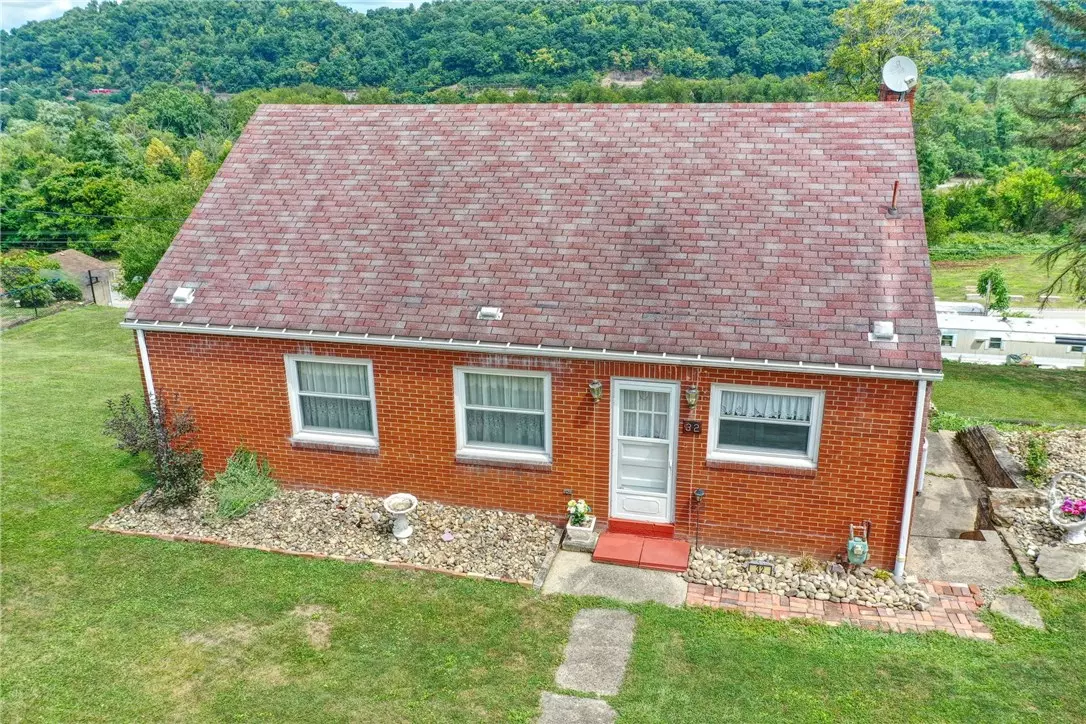 Dunlevy, PA 15432,32 Mannina Ave