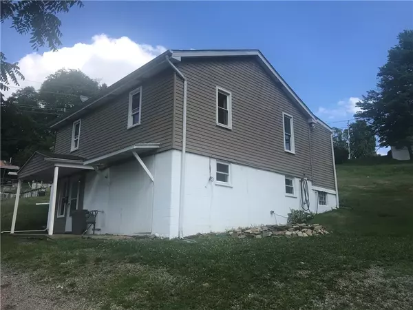 Jeanette, PA 15644,906 ARCH ST.