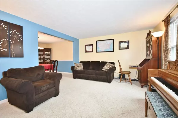 Bethel Park, PA 15102,5916 Dalmation Dr