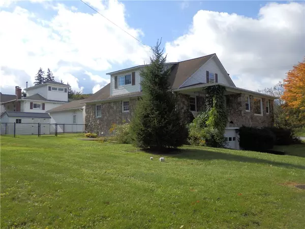 300 Ohio St, Boswell, PA 15531