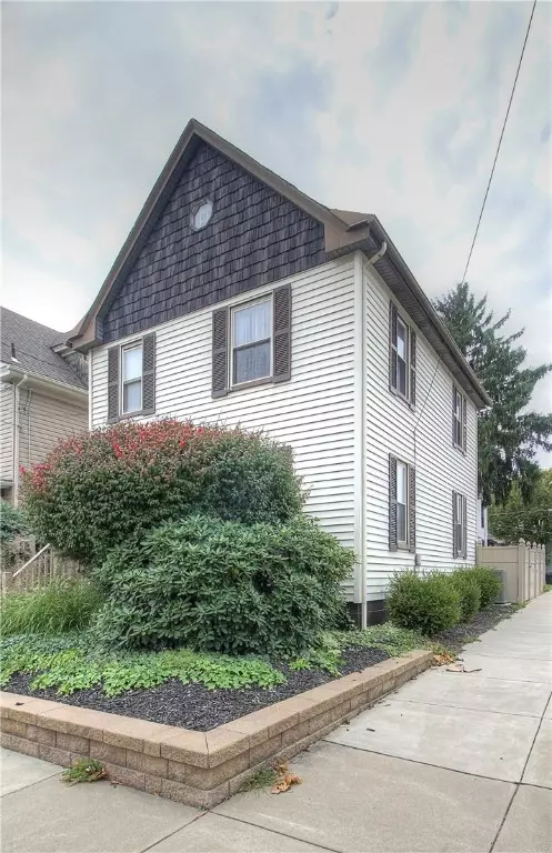 1000 10th Avenue, New Brighton, PA 15066