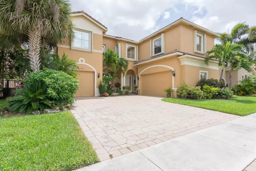 1300 Beacon CIR, Wellington, FL 33414