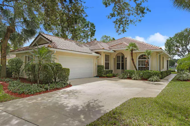 Palm Beach Gardens, FL 33410,172 E Tall Oaks CIR